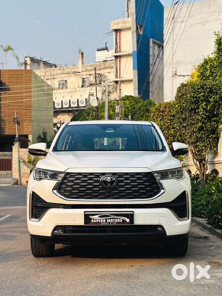 Toyota Innova Hycross 2.0 Zx (o) Hybrid 7 Str, 2026, Petrol