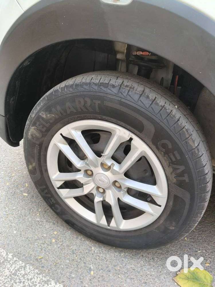 Renault Triber 1.0 Rxe, 2023, Petrol