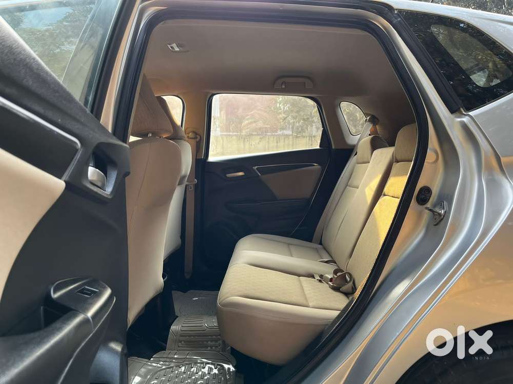 Honda Jazz V Automatic, 2015, Petrol