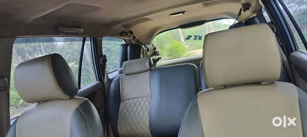 Toyota Innova 2010 Diesel 190000 Km Driven