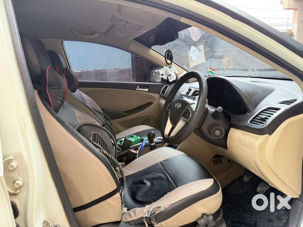 Hyundai Fluidic Verna 2012