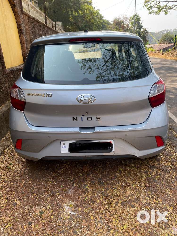 Wellkept Garageparked Lightlyused