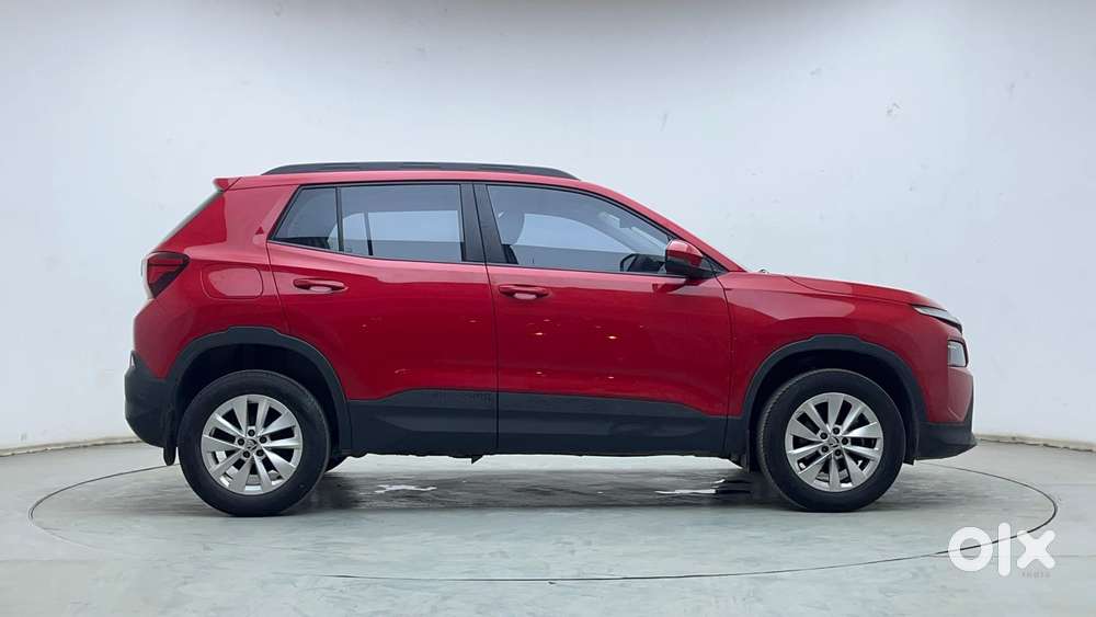 Skoda Kylaq Signature, 2025, Petrol