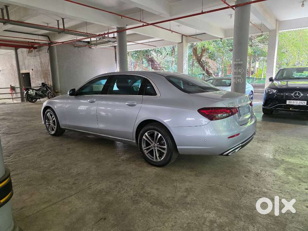 2022 Mercedes E220d Nov 2022 35900 Kms Company Warranty Till Nov 2027