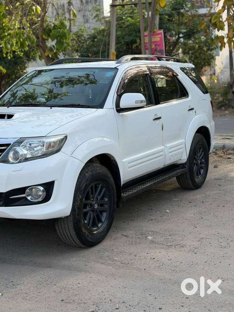 Toyota Fortuner 4x2 Mt 2.8 Diesel, 2015, Diesel