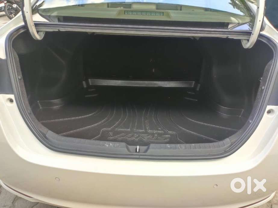 Toyota Yaris Ativ Vx Cvt, 2021, Petrol
