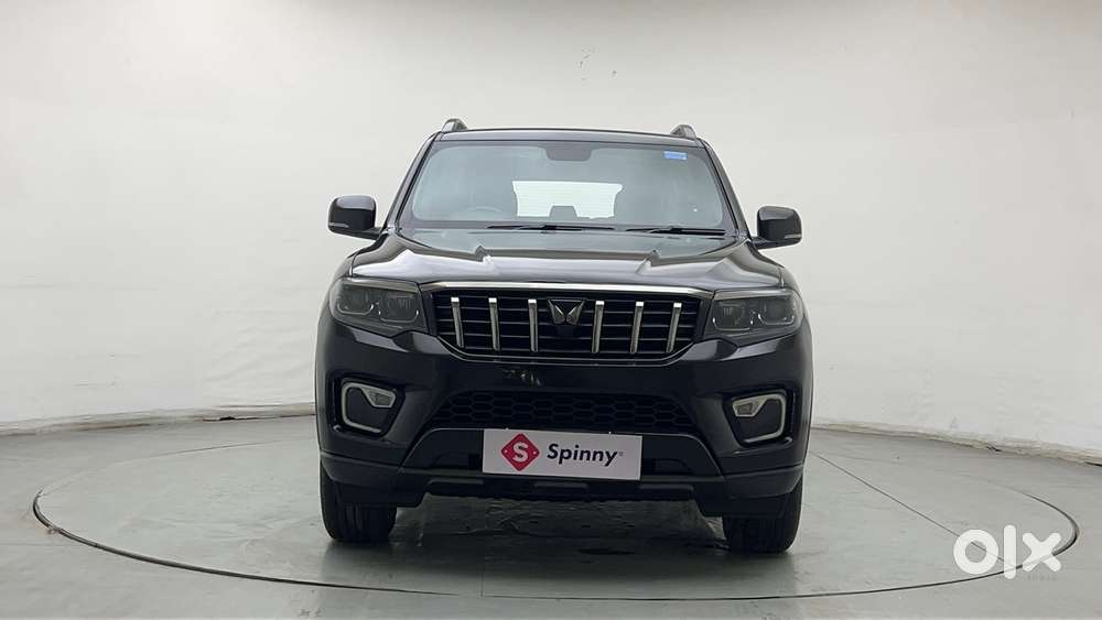 Mahindra Scorpio N Z8 Petrol Mt 7 Str, 2025, Petrol