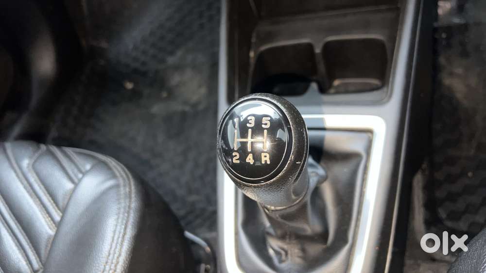 Maruti Suzuki Swift 2018 Vxi, 2022, Petrol