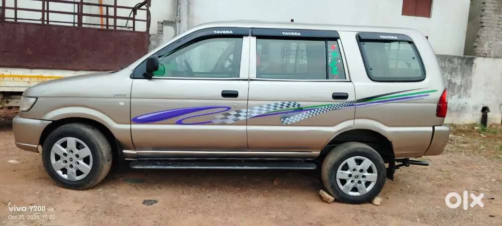 Chevrolet Tavera 2010 Diesel 117000 Km Driven