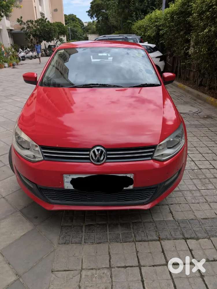 Red Colour Volkswagen Polo Comfortline 2014