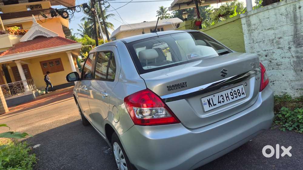 Maruti Suzuki Dzire 1.2 Vxi, 2016, Petrol