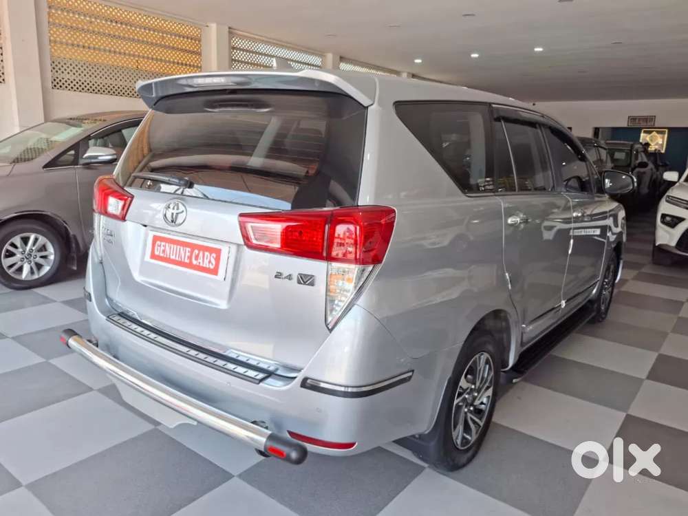 Toyota Innova Crysta [2020-ongoing] 2.4 Vx 7 Str, 2023, Diesel