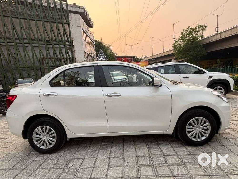 Maruti Suzuki Swift Dzire Vxi(o) Mt, 2022, Petrol