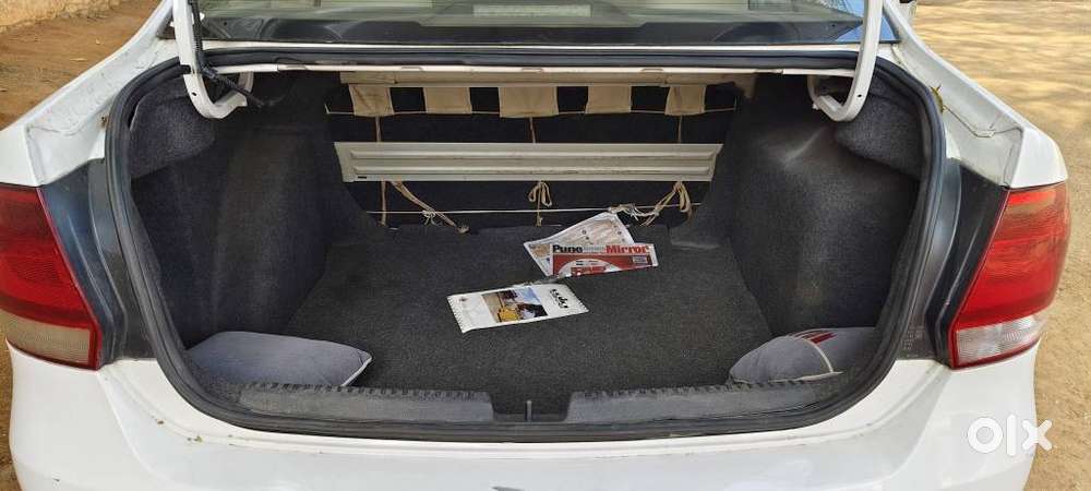 Volkswagen Vento 2010-2013 Petrol Trendline, 2011, Petrol