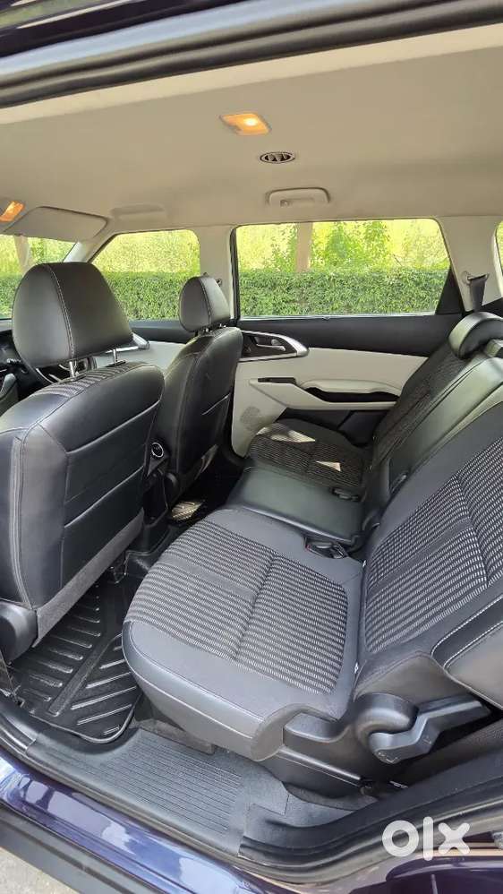 Kia Carens Prestige Plus 2023 Car