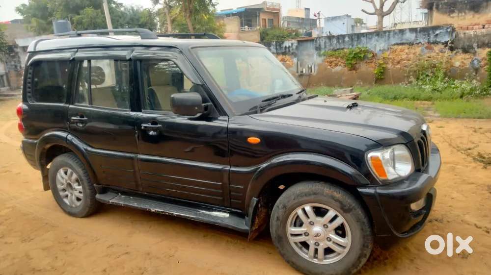 Mahindra Scorpio 2013