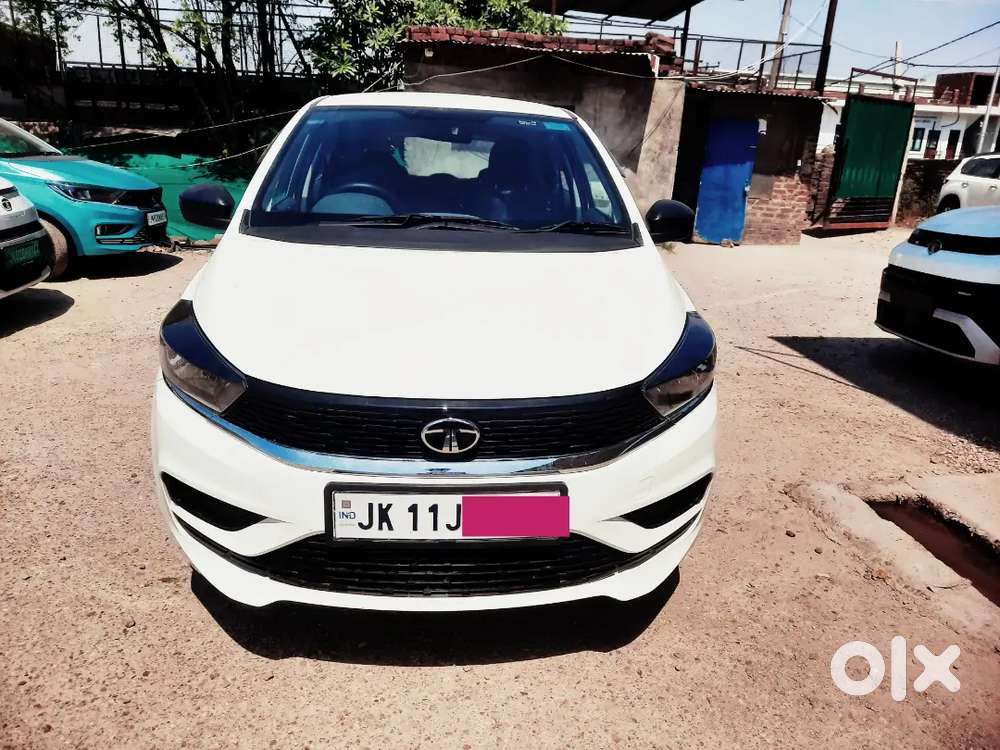 Tata Tiago 2025 Petrol 8000 Km Driven .. Brand New Car ..