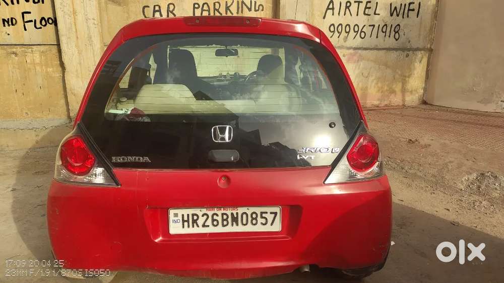 Honda Brio 2011 Year Car With Cng