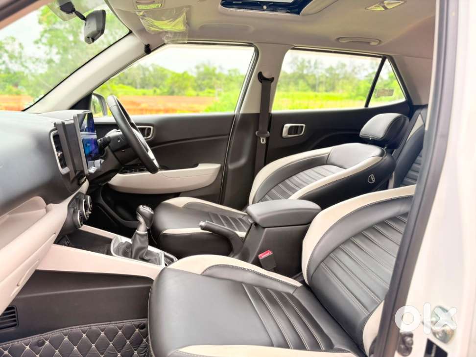 Hyundai Venue Sx (o) Mt 1.5 Diesel, 2023, Diesel