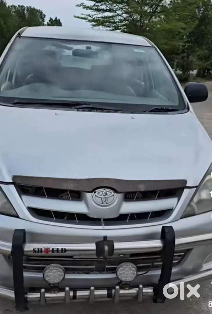 Toyota Innova 2.5 Gx 2005