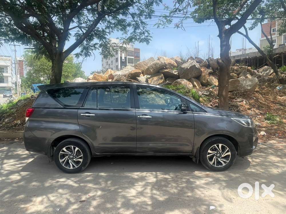 Toyota Innova Crysta 2021