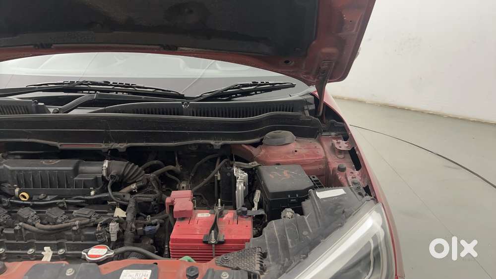 Maruti Suzuki Vitara Brezza 1.5 Zxi Plus Dual Tone, 2021, Petrol
