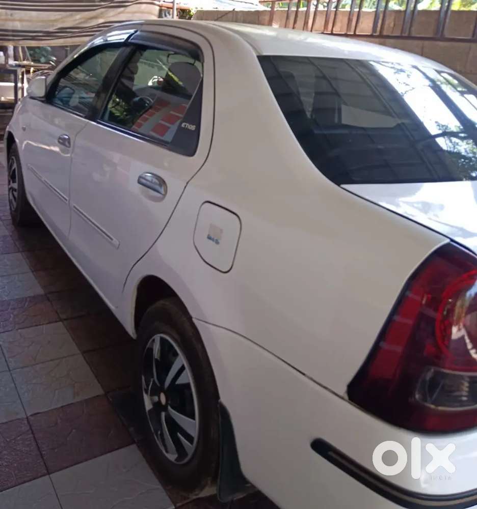 Toyota Etios 2012 Petrol