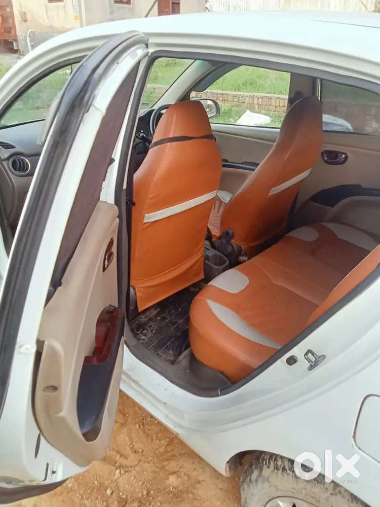 Hyundai Grand I10 Magna 2013 Car