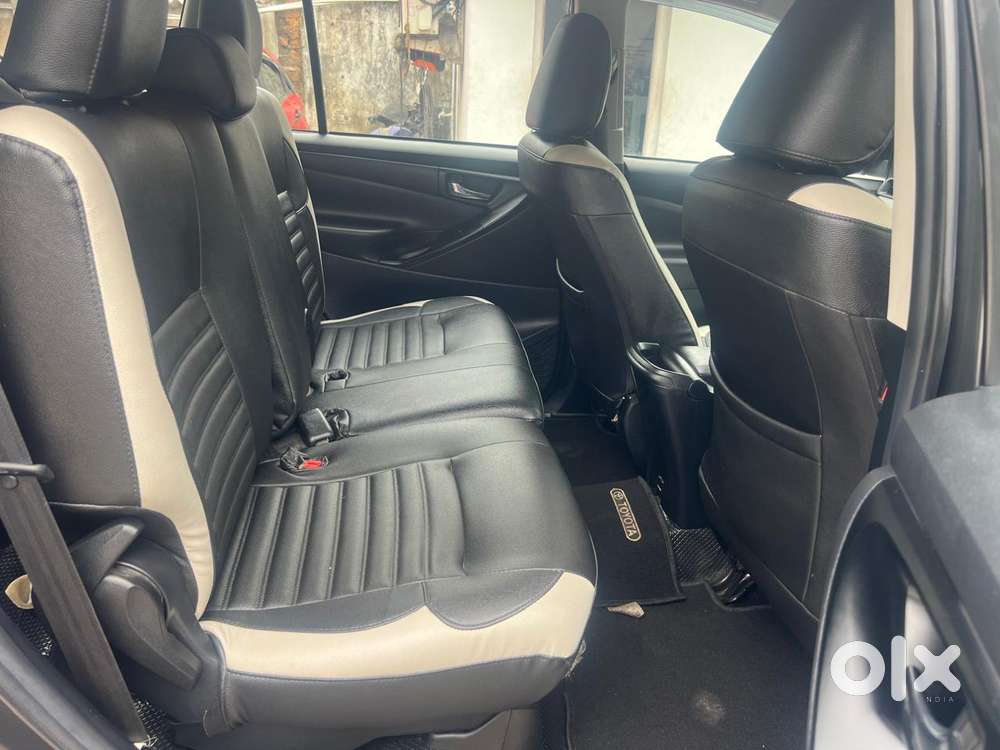 Toyota Innova Crysta 2.4 G Mt, 2016, Diesel