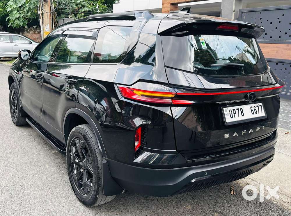 Tata Safari Adventure Plus Dark Edition, 2025, Diesel