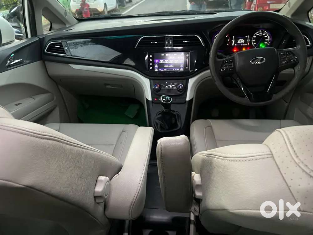 Mahindra Marazzo 1.5 M8 7 Str 2018