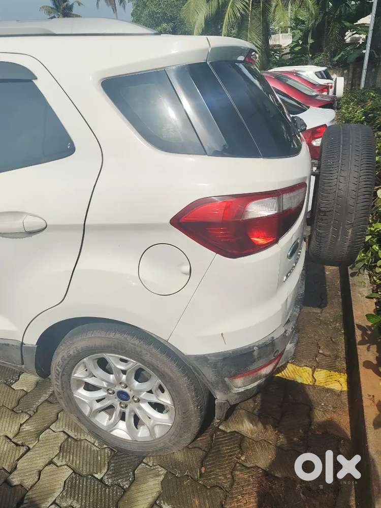 Ford Ecosport 1.5 Tdci Titanium Mt  2015  Diesel  Manual 1.77 Lakh