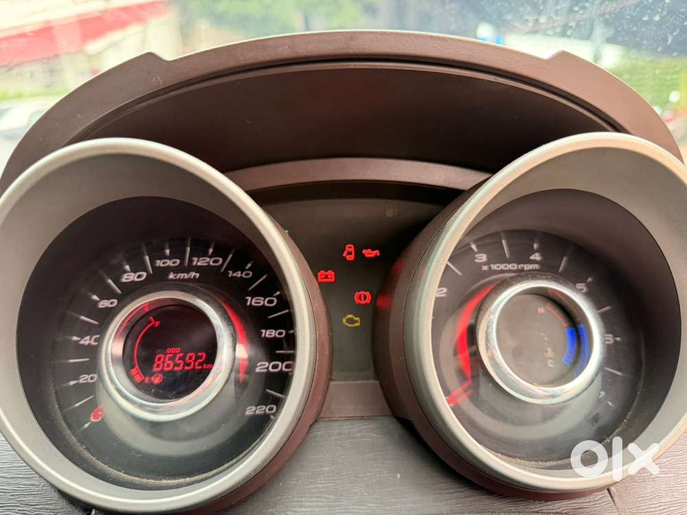 Mahindra Xuv500 W8  1st Owner