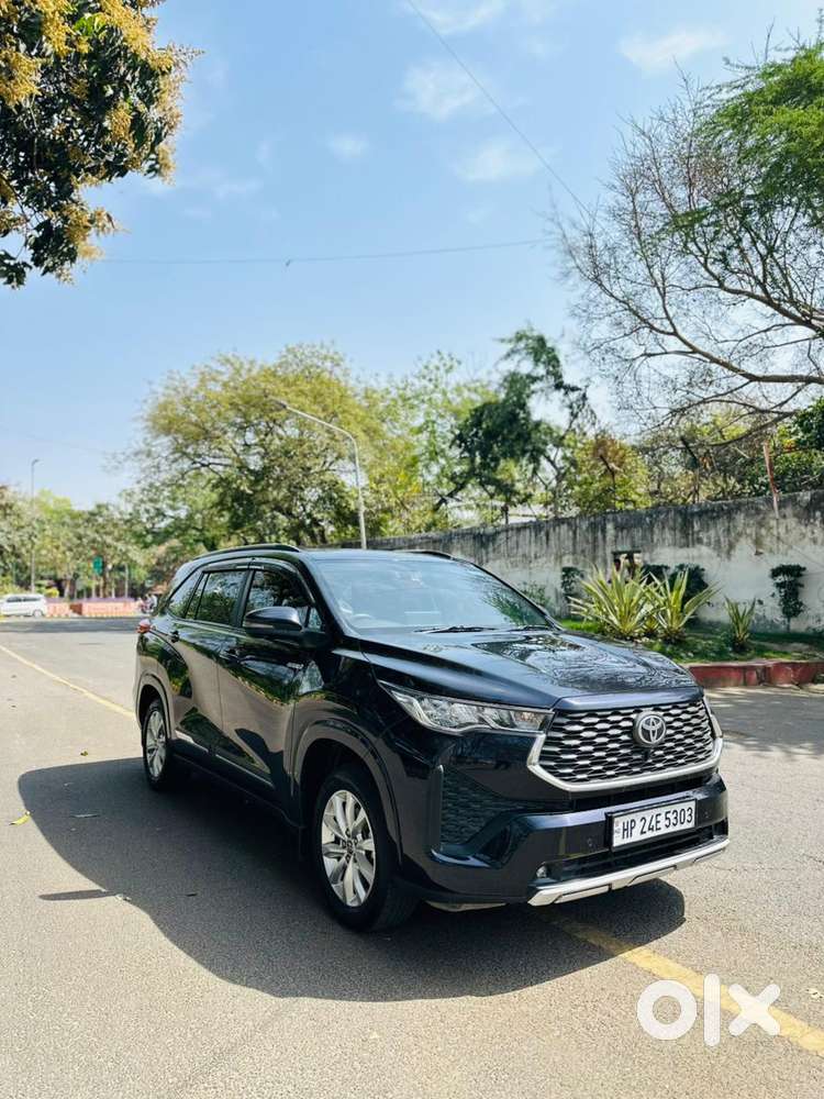 Toyota Innova Hycross 2.0 Vx Hybrid 7 Str, 2025, Petrol