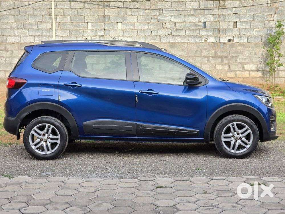 Renault Triber Rxz, 2021, Petrol
