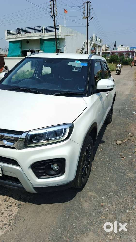 Maruti Suzuki Brezza 1.5 Zxi Plus At Smart Hybrid, 2022, Petrol