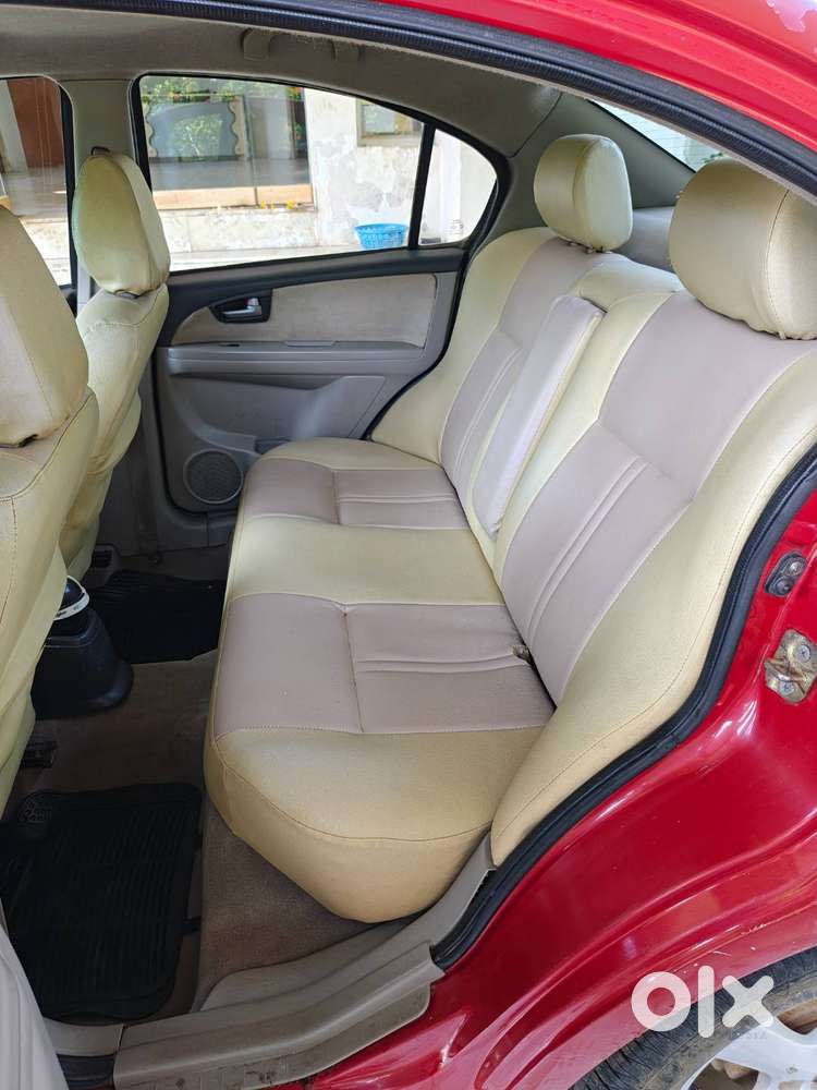 Maruti Suzuki Sx4 Zxi+ | 2007 | Petrol + Cng | 1.56 Lakh Km | 3rd Owne