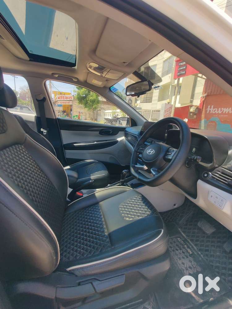 Hyundai I20 Asta (o) 1.2 Ivt, 2024, Petrol