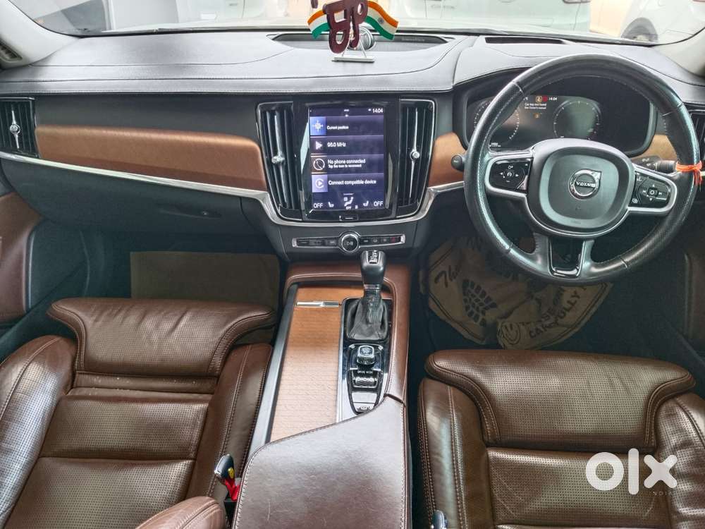 Volvo S90 D4 Momentum, 2018, Diesel