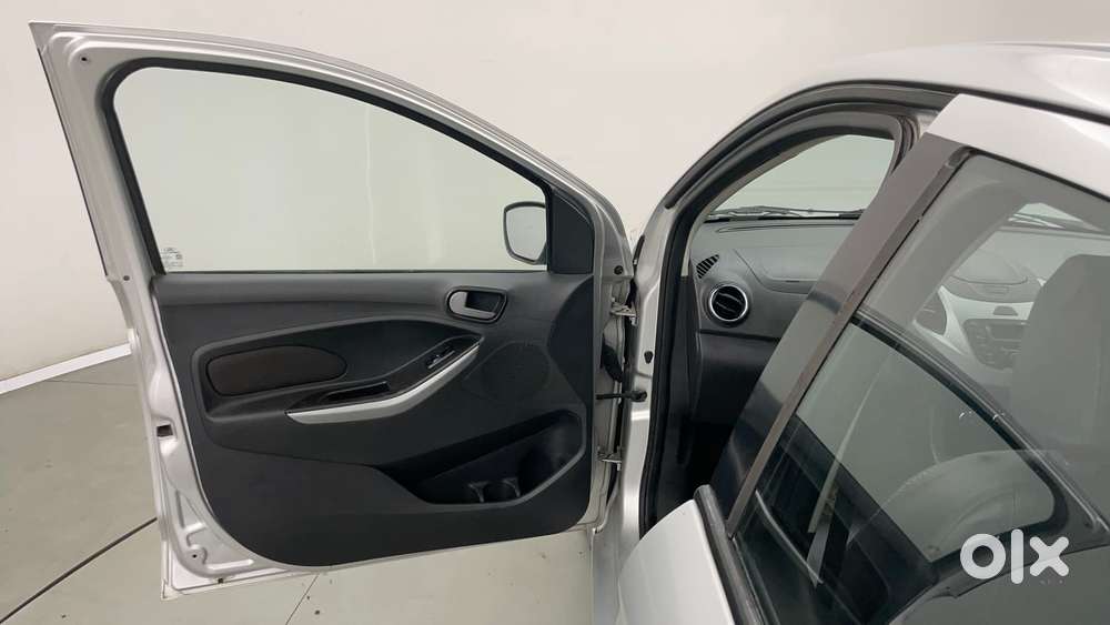Ford Figo 1.2p Trend Mt, 2016, Petrol