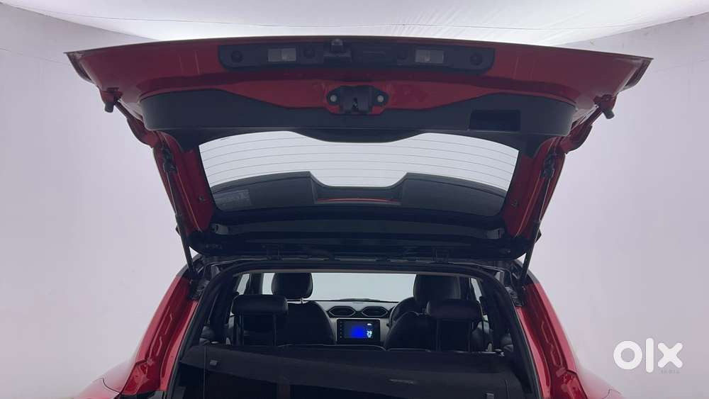 Nissan Magnite 1.0 Xv Dual Tone, 2023, Petrol