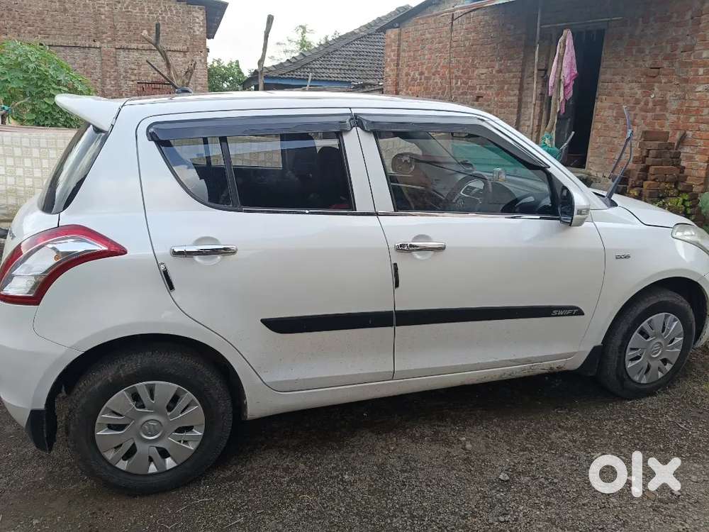 Maruti Suzuki Swift Ddis 2012