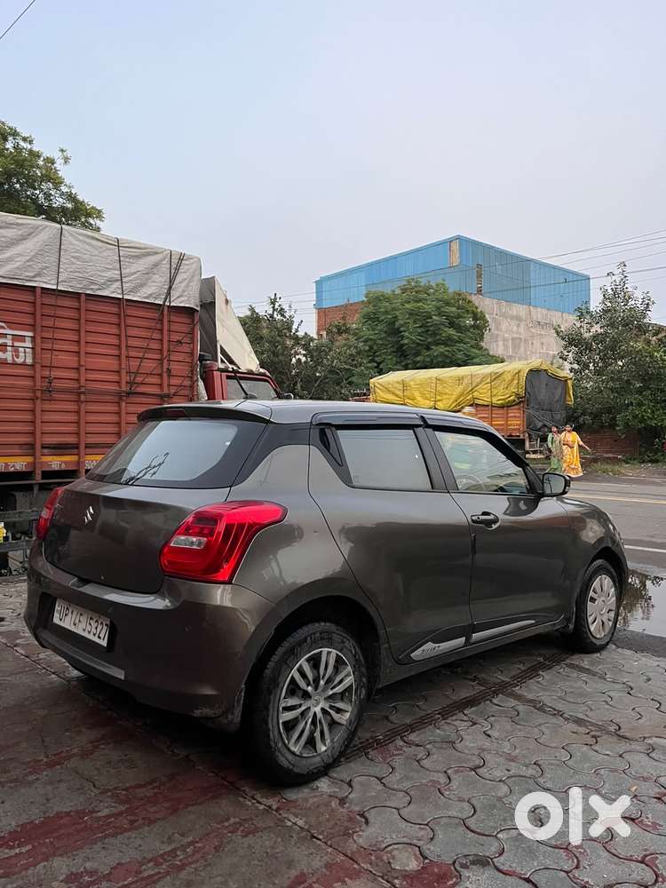 Maruti Suzuki Swift Vxi + Manual, 2022, Petrol