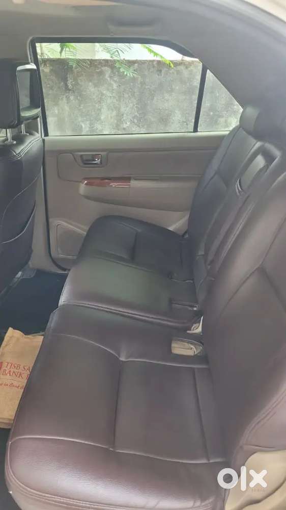 2011 Toyota Fortuner 4x4