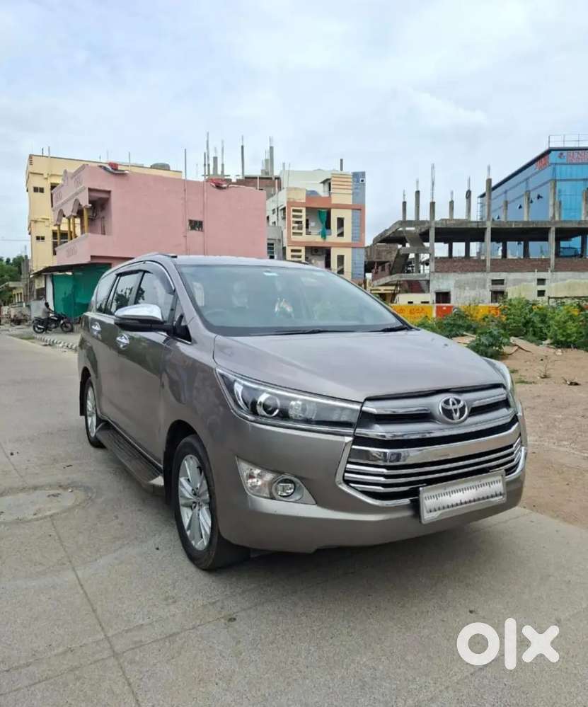 Toyota Innova Crysta 2018