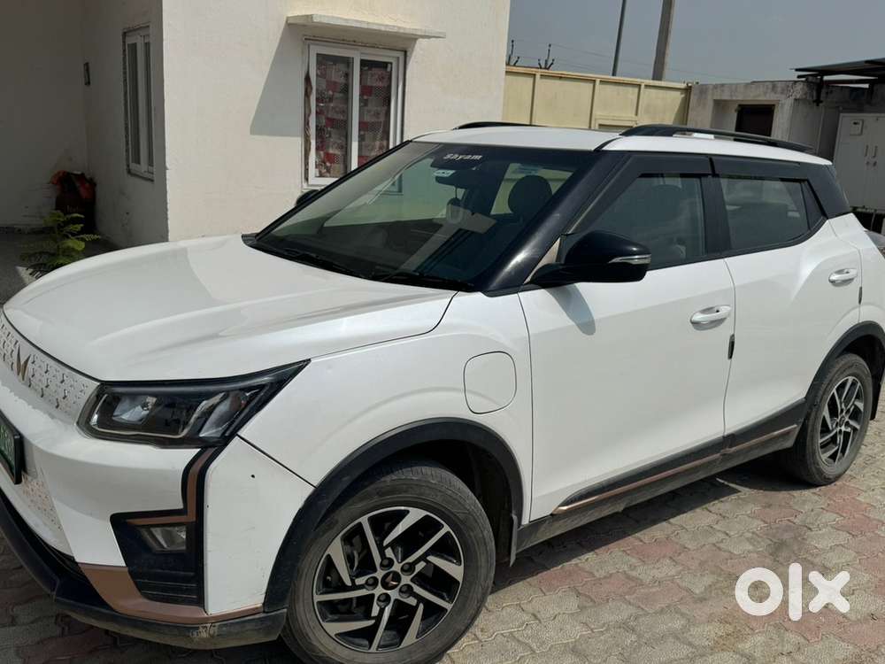 Mahindra Xuv400 Ev 2024