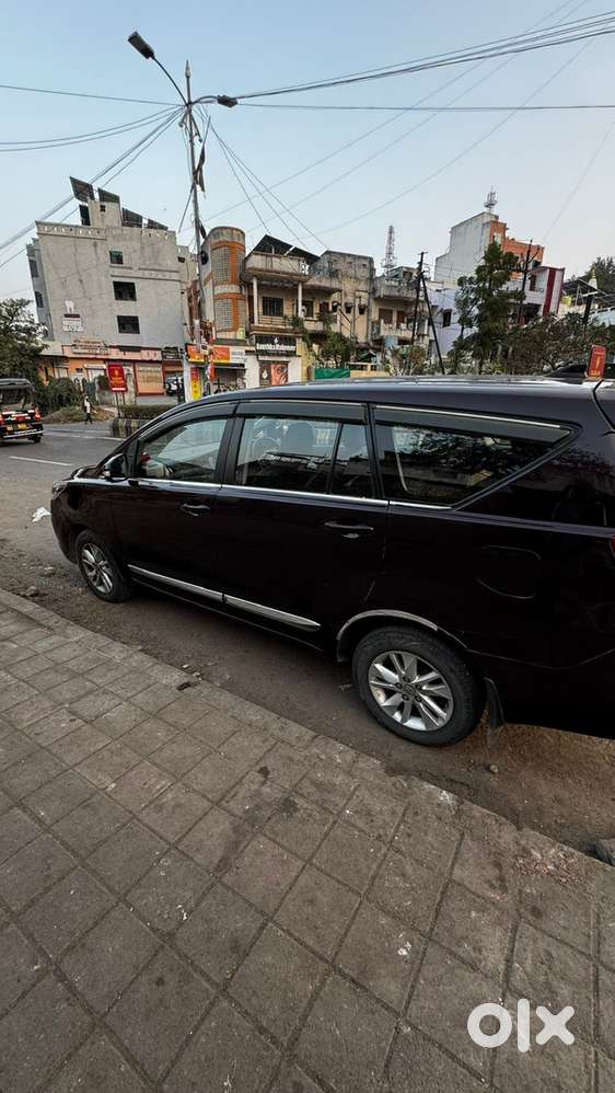 Toyota Innova Crysta 2017