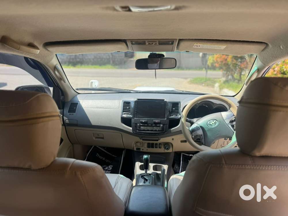Toyota Fortuner Diesel 2012