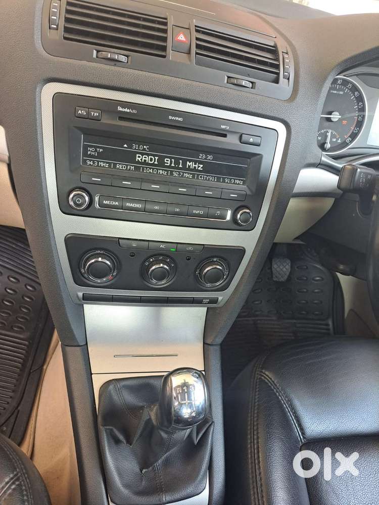 Skoda Laura 2.0 Ambiente 2010 Diesel