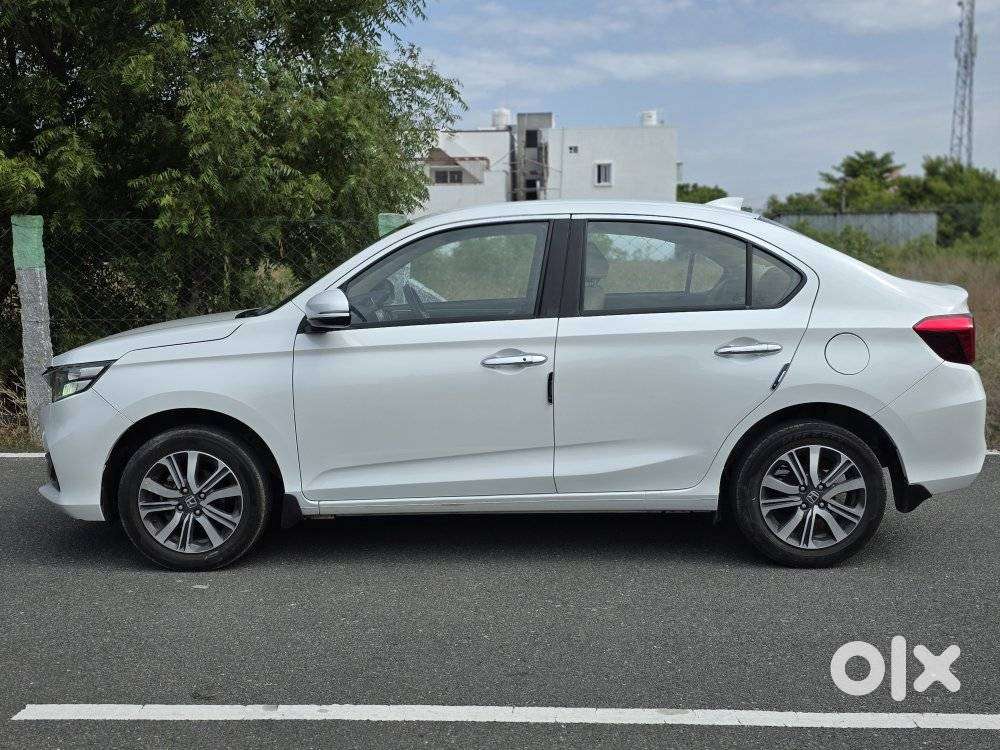 Honda Amaze 2nd Gen Vx, 2023, Petrol